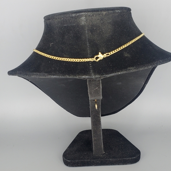 St.Anthony Goldtone Medallion Oval Necklace with Prayer Card - Picture 6 of 8